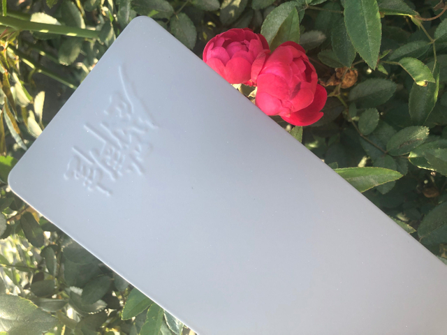 Suporte para venda do fabricante Personalização de cores Spray de revestimento em pó de resina de poliéster para trilhos externos Revestimento em pó fosco